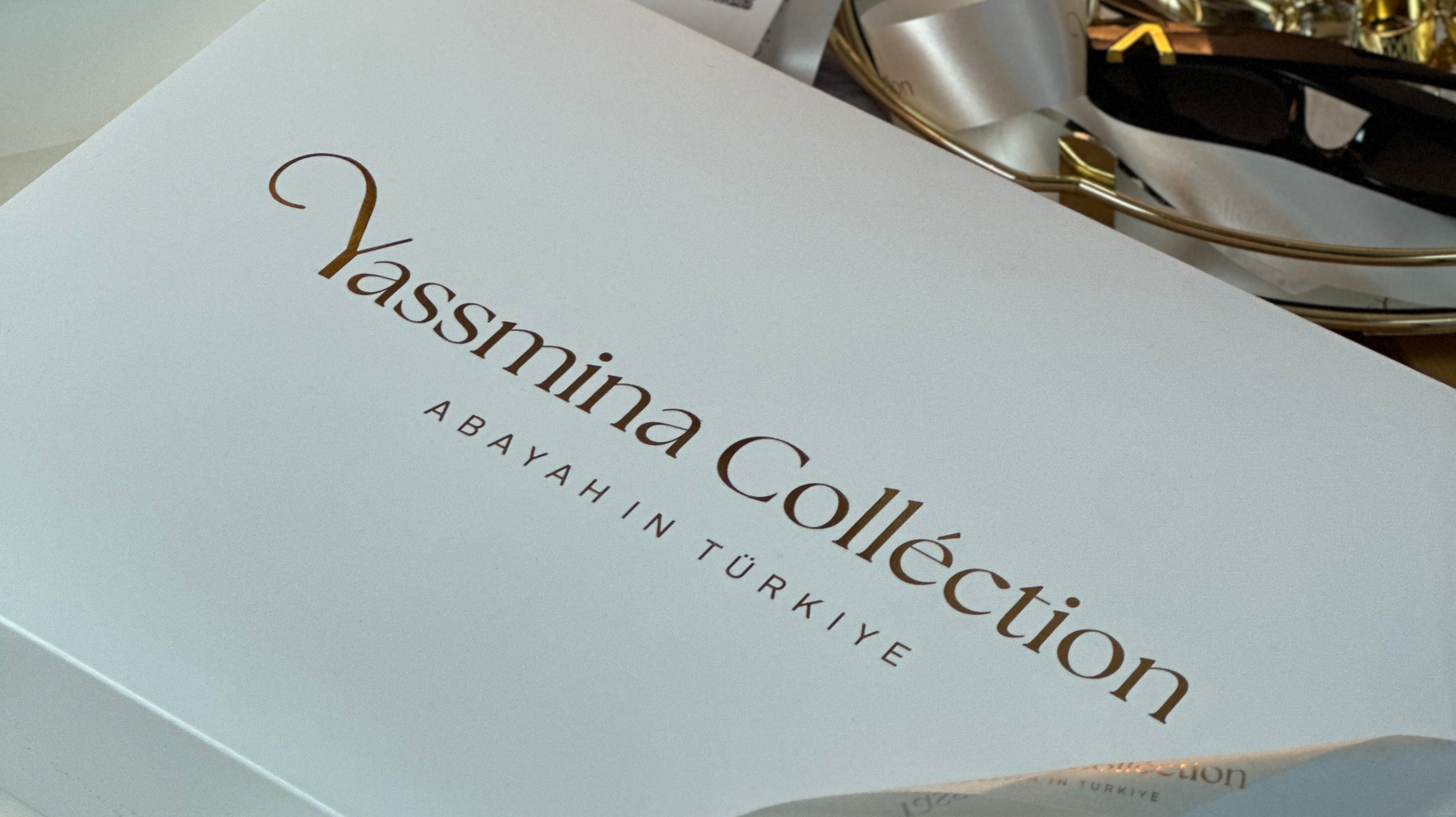 The Ultimate Fabric Guide for Modest Fashion: Choosing the Right Material for Every Occasion