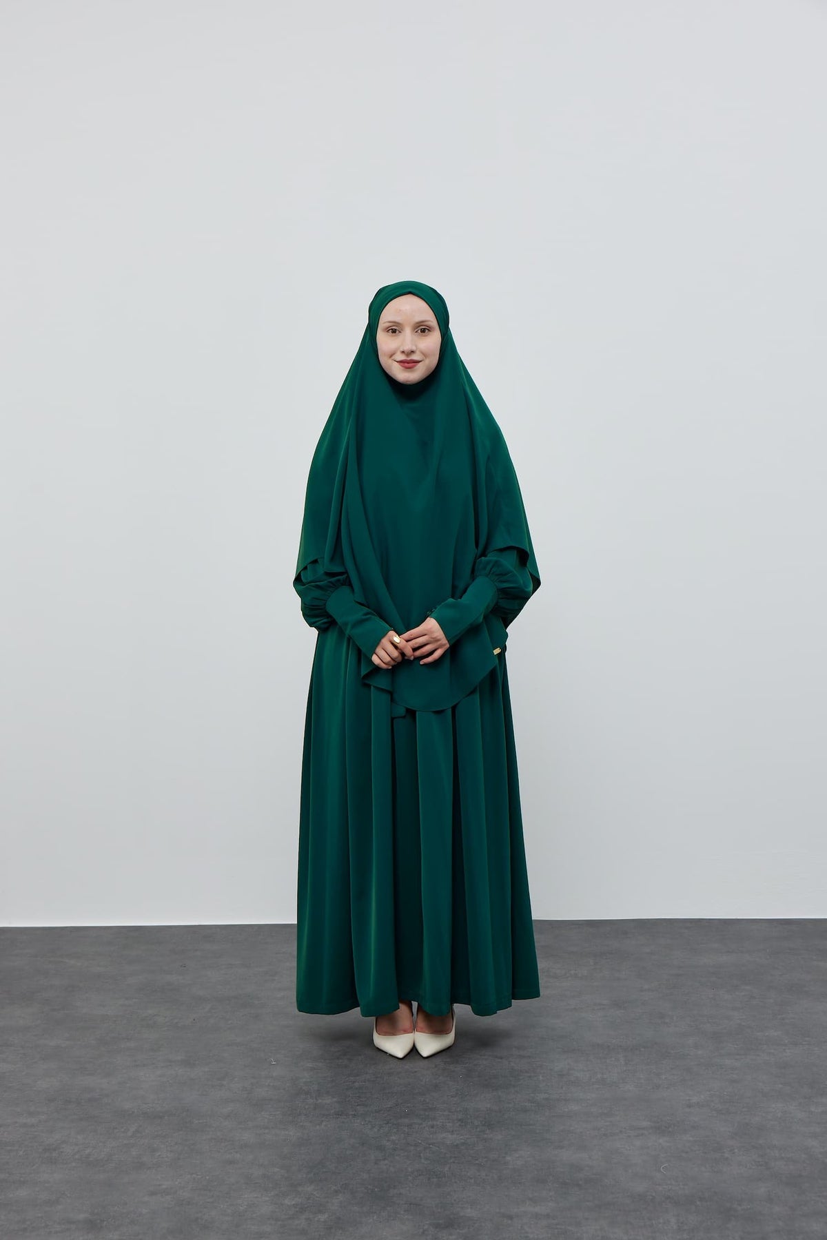Circular French Khimar – emerald, front view on model