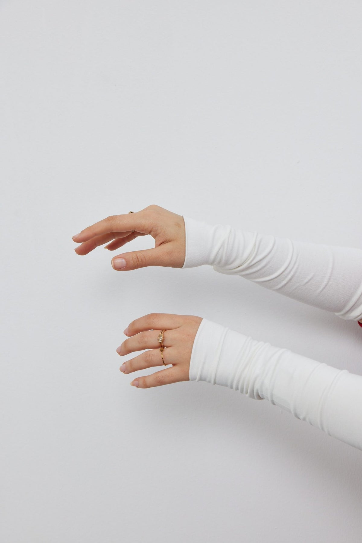Lycra Elbow-Length Arm Cuffs – white, close-up detail