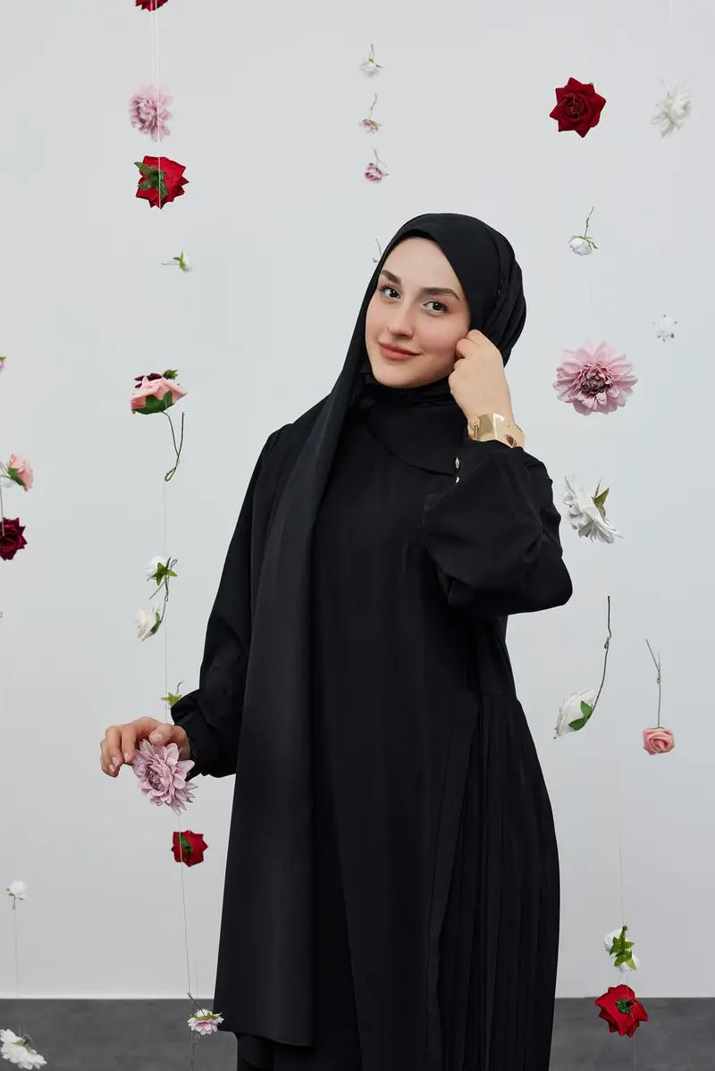 Regal Yaka Abaya