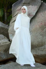 White Lace Flowing Abaya - Image 4