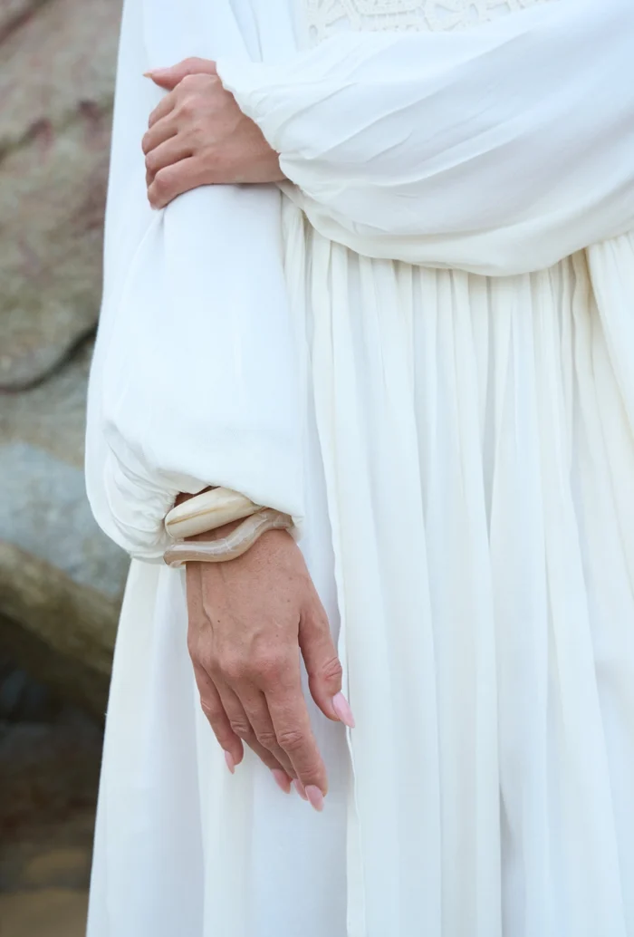 Beyaz Dantelli Ferah Abaya - Görsel 10